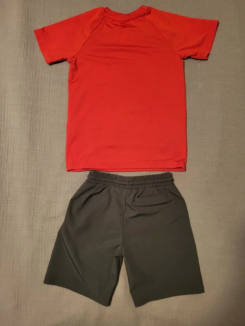 Boys Puma outfit. XS (4/5) - Picture 4 of 4